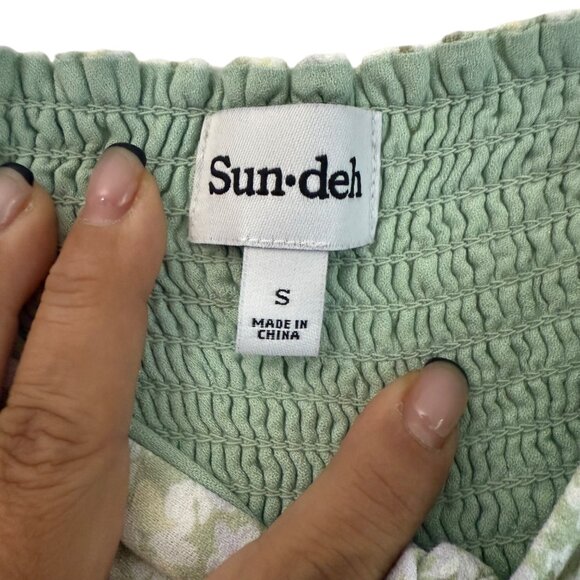 Sun Deh Green Floral Puff Sleeve Smocked Waist Cropped Blouse Womens Small - Picture 3 of 6